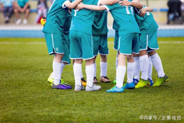 国米前锋博尼谈阵容深厚与团队合作的重要性